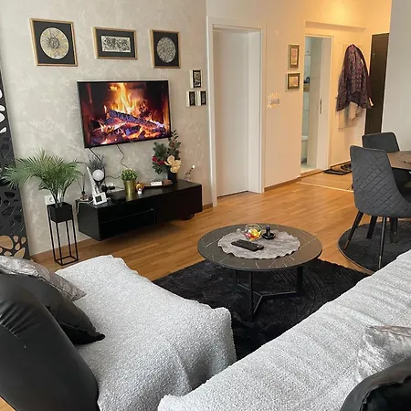 Ria Apartament *